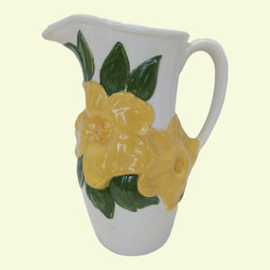 Vintage yellow floral Holland Mold pitcher. Sunflower, Hand Painted 8".